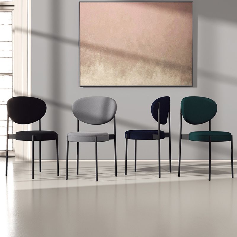 Chaise Pillaro