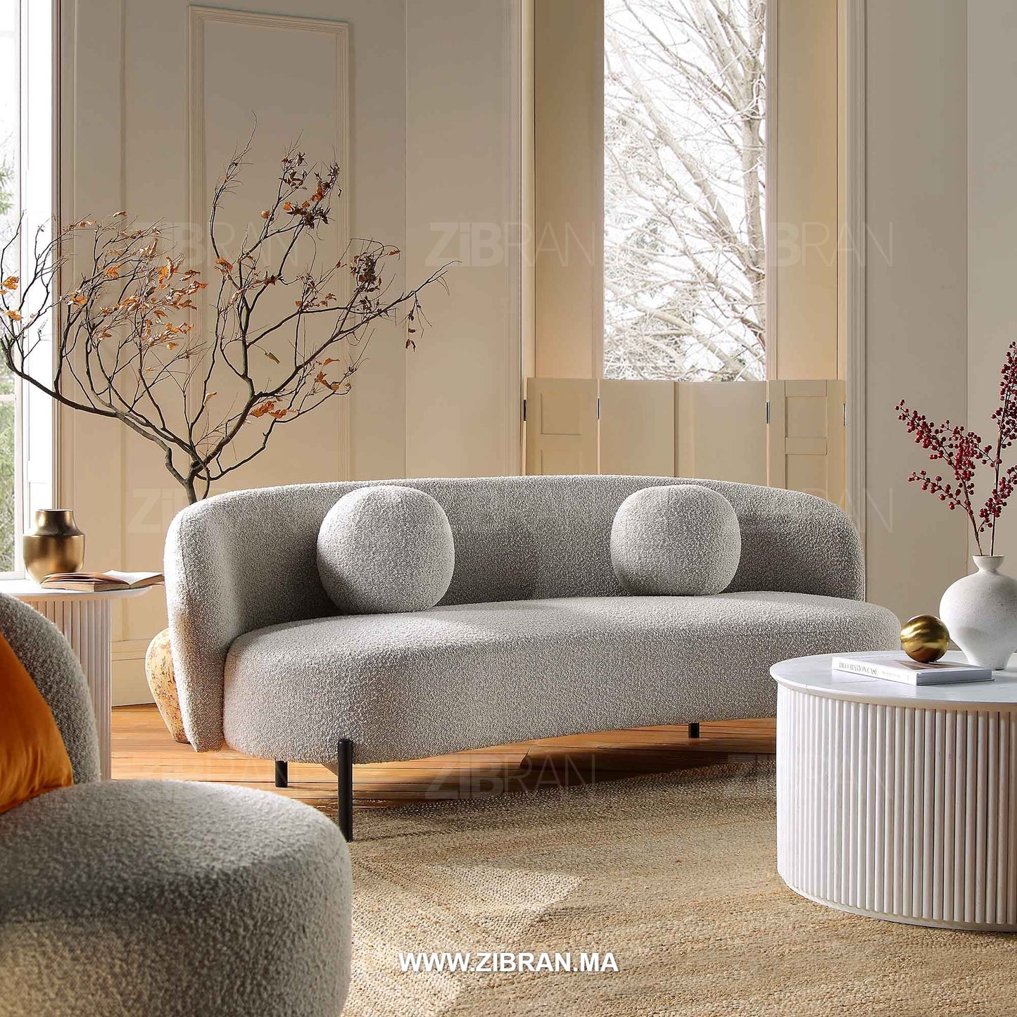 KALUR – Canapé de prestige royal aux finitions d’orfèvre | ZIBRAN – Vue sous perspective | ZIBRAN