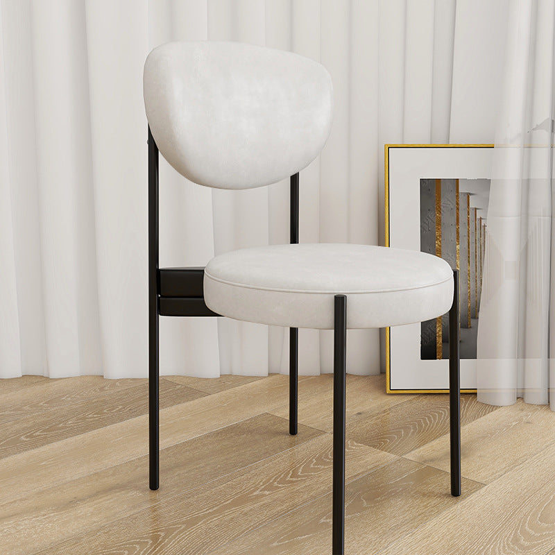 Chaise Pillaro