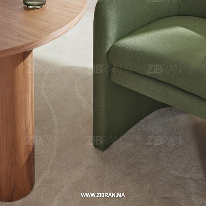 ZORENE – Fauteuil de prestige couture aux courbes iconiques | ZIBRAN – Vue sous perspective | ZIBRAN