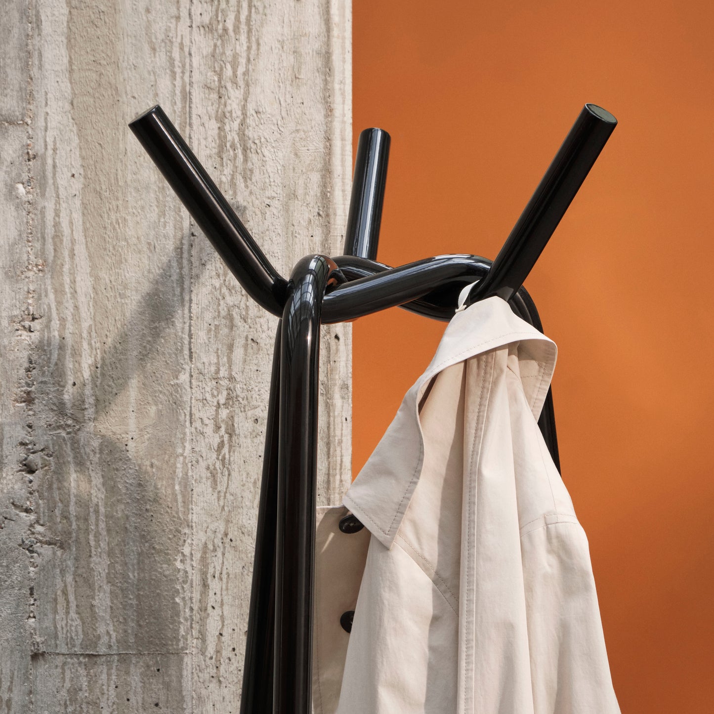 TRINITY / PORTE MANTEAUX / Minimaliste, contemporain, et polyvalent