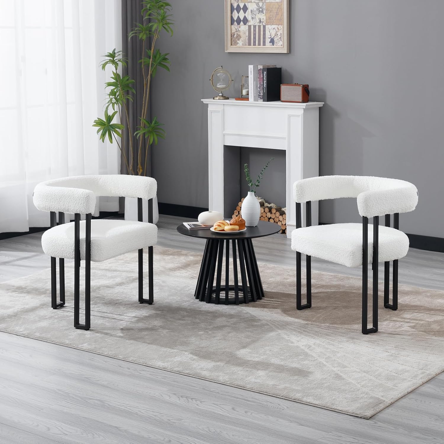 WOLTIS Chaise design minimaliste pour salle à manger café et restaurant confortable assis mousse HR tissus Bouclette blanc et finition métallique noir mat 